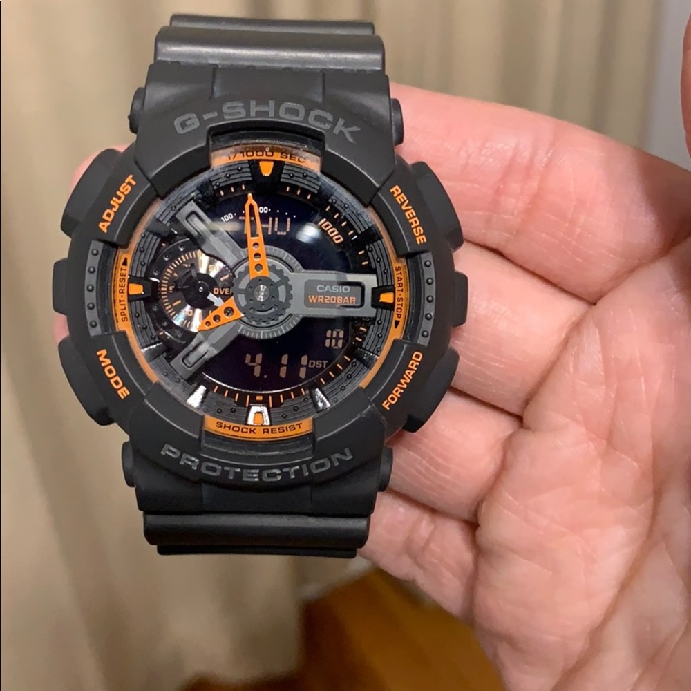 Men’s GShock watch